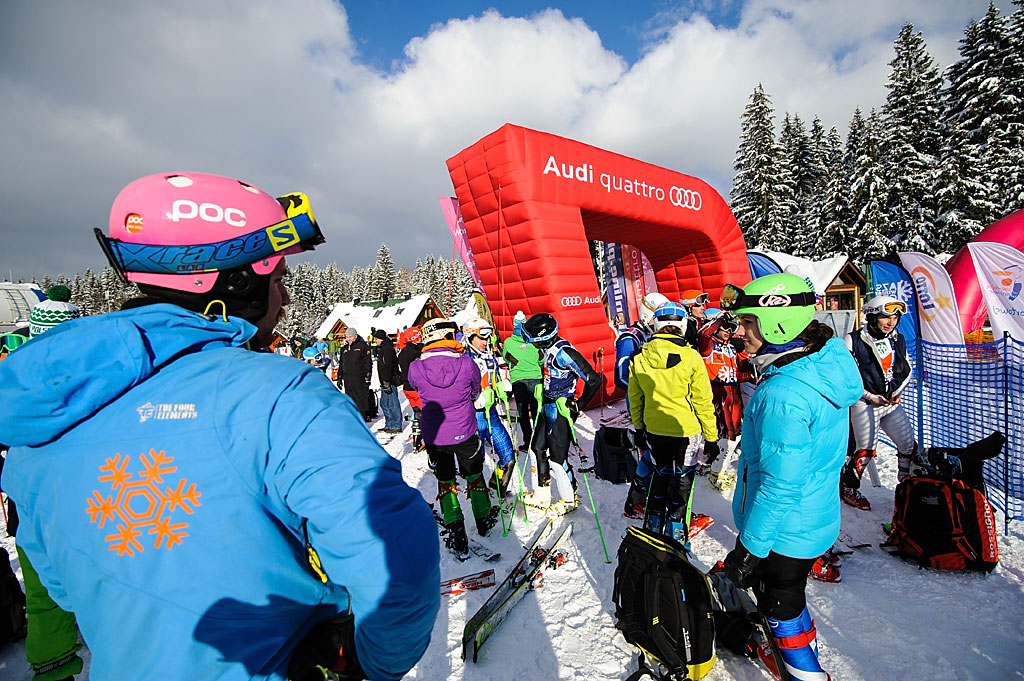 Przyjemny obrazek - meta okolice mety podczas AZS Winter Cup naprawdę żyją.